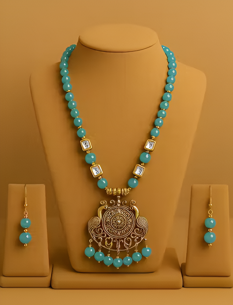 Silver Pendle And Earring